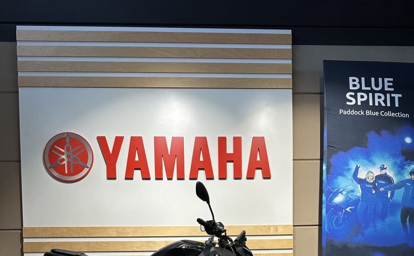 YAMAHA MT-07 Y-AMT 1