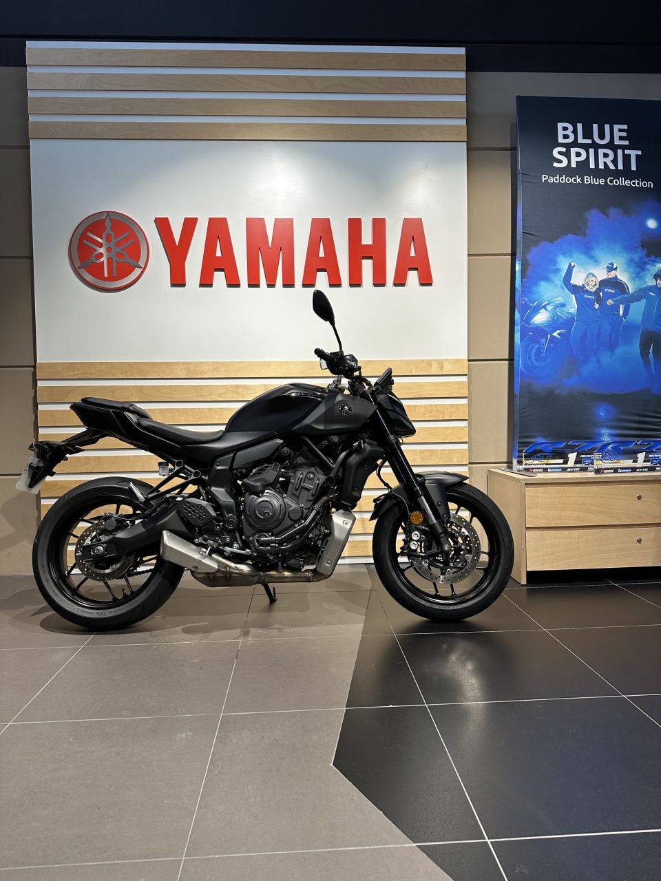 YAMAHA MT-07 Y-AMT 1