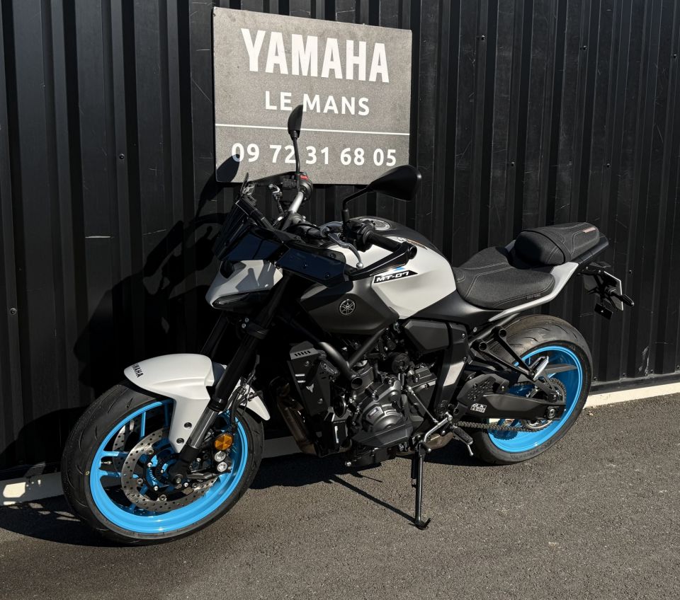 YAMAHA MT-07 20