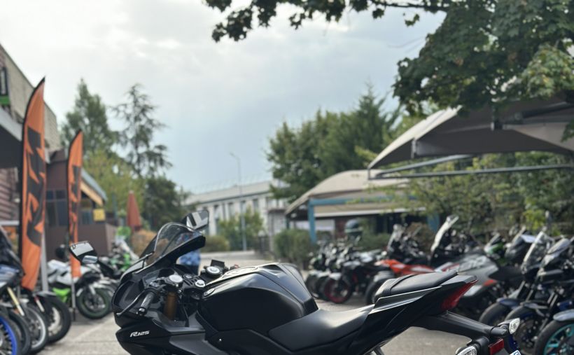YAMAHA YZF-R125 1
