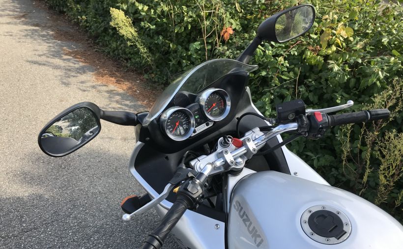 SUZUKI GSF 600 S BANDIT 16