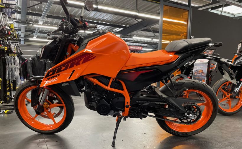 KTM 390 DUKE ABS 2