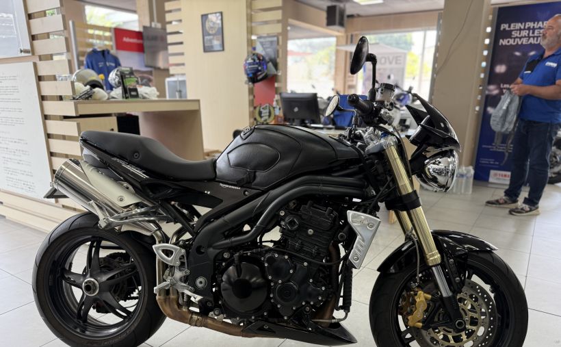 TRIUMPH SPEED TRIPLE 1050 0