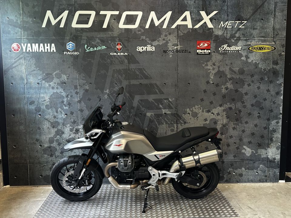 MOTO GUZZI V85 TT 850 36