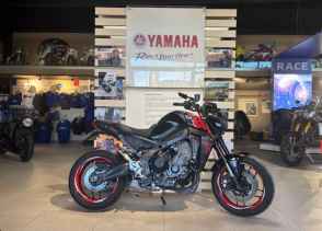 YAMAHA MT-09 TECH BLACK 142€/MOIS* +DE 4800€ D'EQUIPEMENT GTIE 12 MOIS - 2023