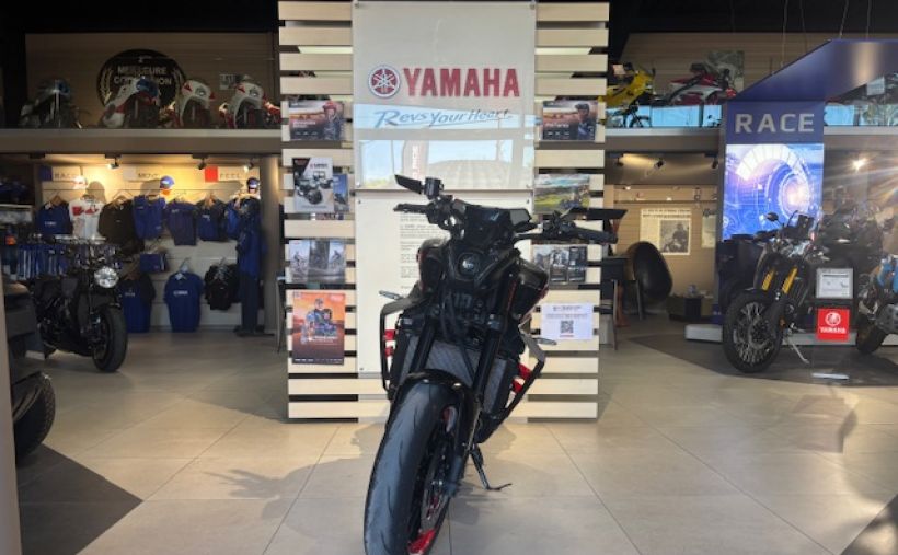 YAMAHA MT-09 TECH BLACK 142€/MOIS* +DE 4800€ D'EQUIPEMENT GTIE 12 MOIS 2