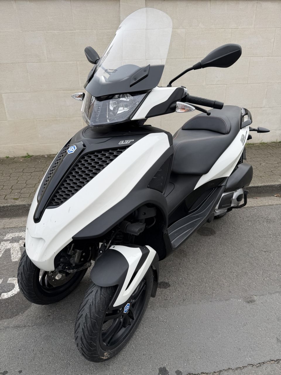 PIAGGIO MP3 300LT YOURBAN 9