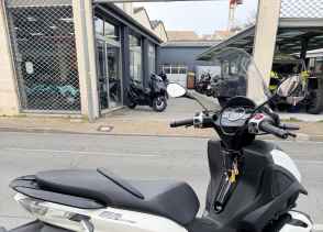 PIAGGIO MP3 300LT YOURBAN - 2015