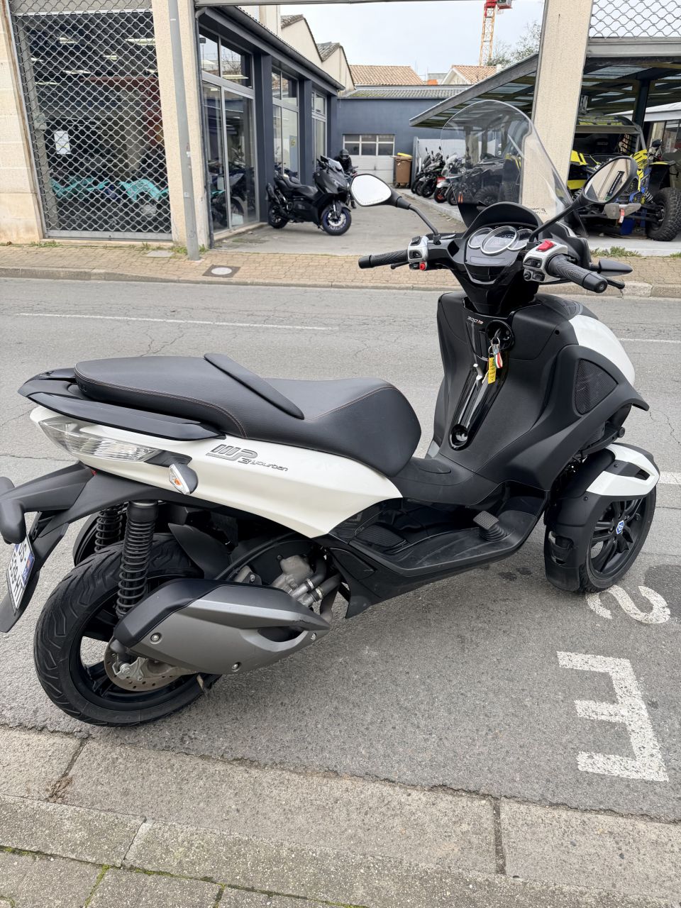 PIAGGIO MP3 300LT YOURBAN 0
