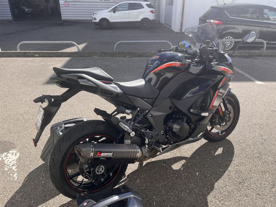 KAWASAKI NINJA 1000 SX 6