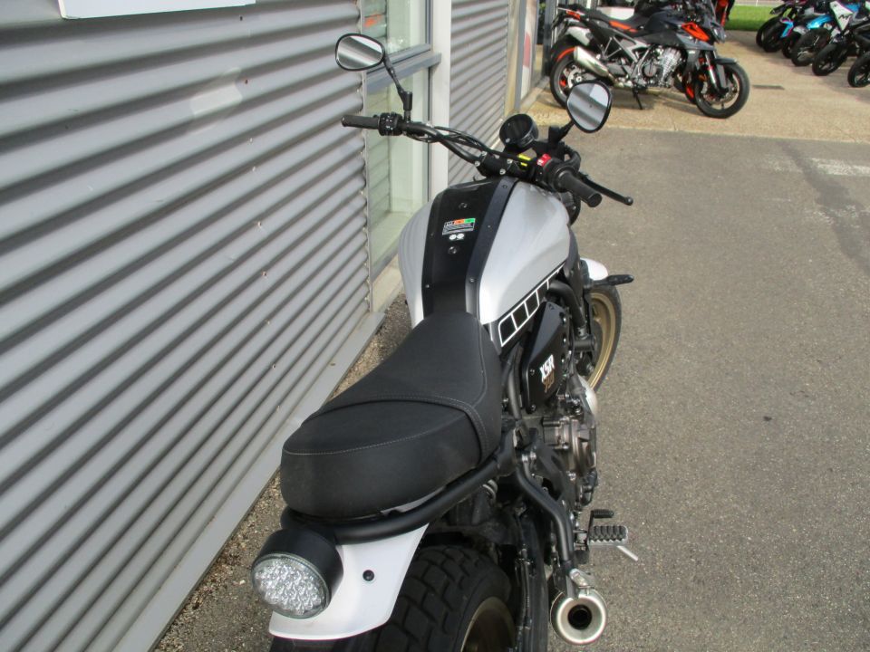 YAMAHA XSR 700 LEGACY 6