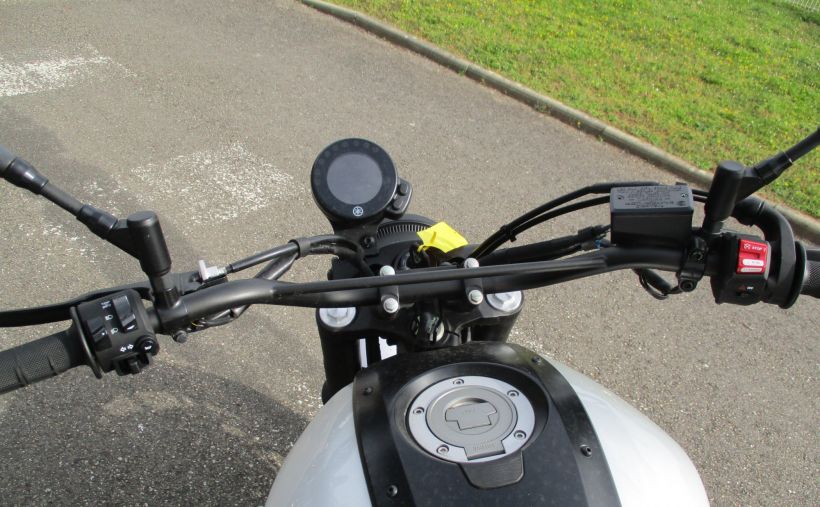 YAMAHA XSR 700 LEGACY 4