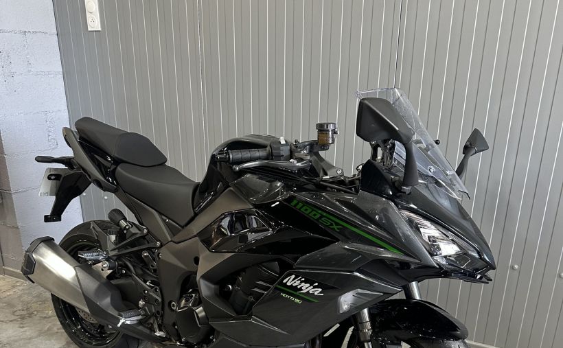 KAWASAKI NINJA 1100 SX 3