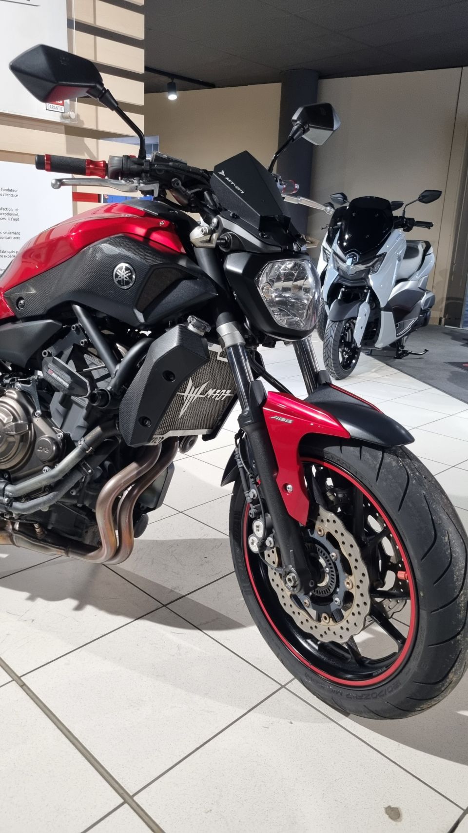 YAMAHA MT-07 (47.5CV) 1