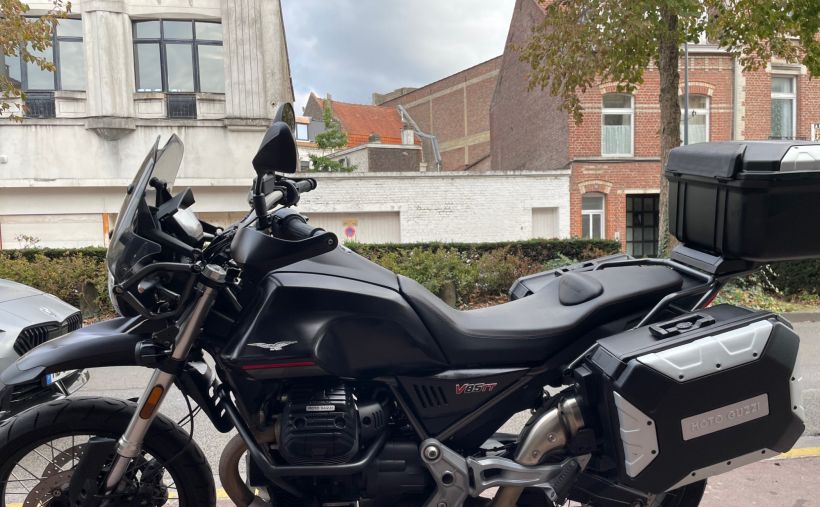 MOTO GUZZI V85 TT / V85TT / V 85 TT 4