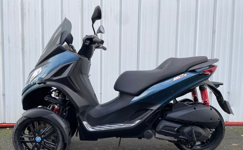 PIAGGIO MP3 300 HPE SPORT ABS ASR 1