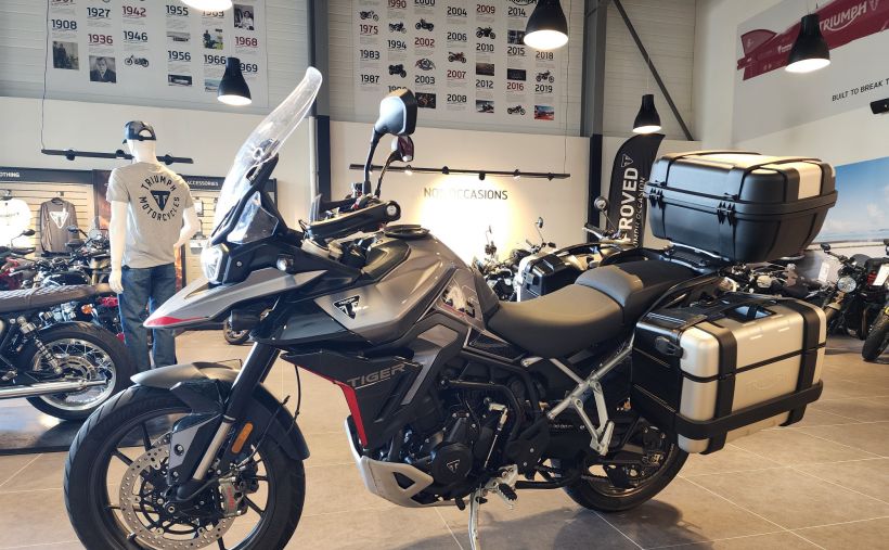 TRIUMPH Tiger 900 GT PRO 3