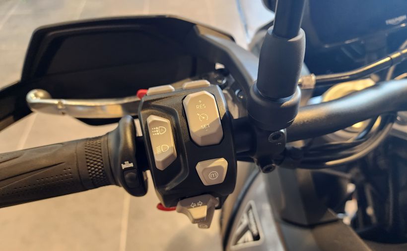 TRIUMPH Tiger 900 GT PRO 5
