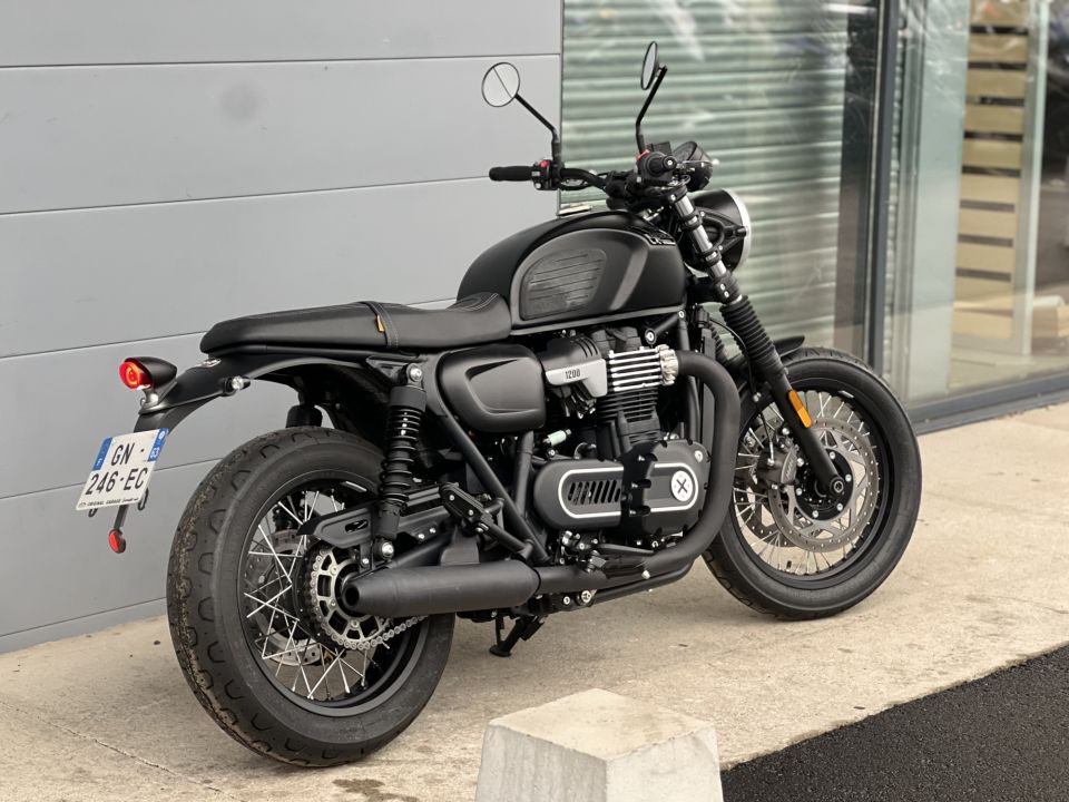 BRIXTON MOTORCYCLES CROMWELL 1200 2