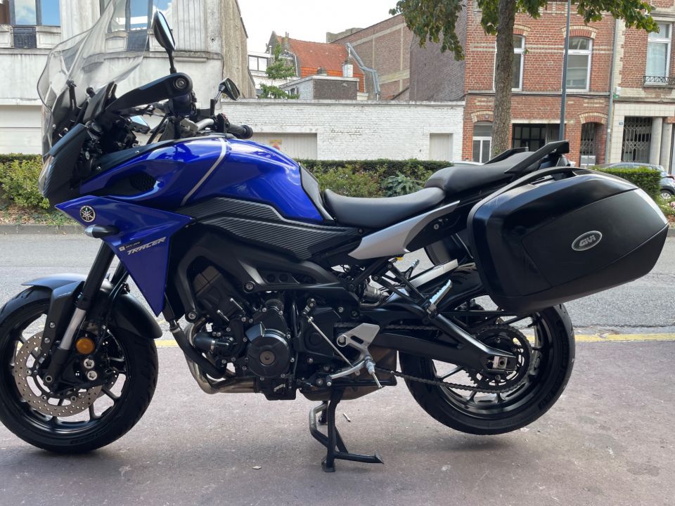 YAMAHA TRACER 900 2