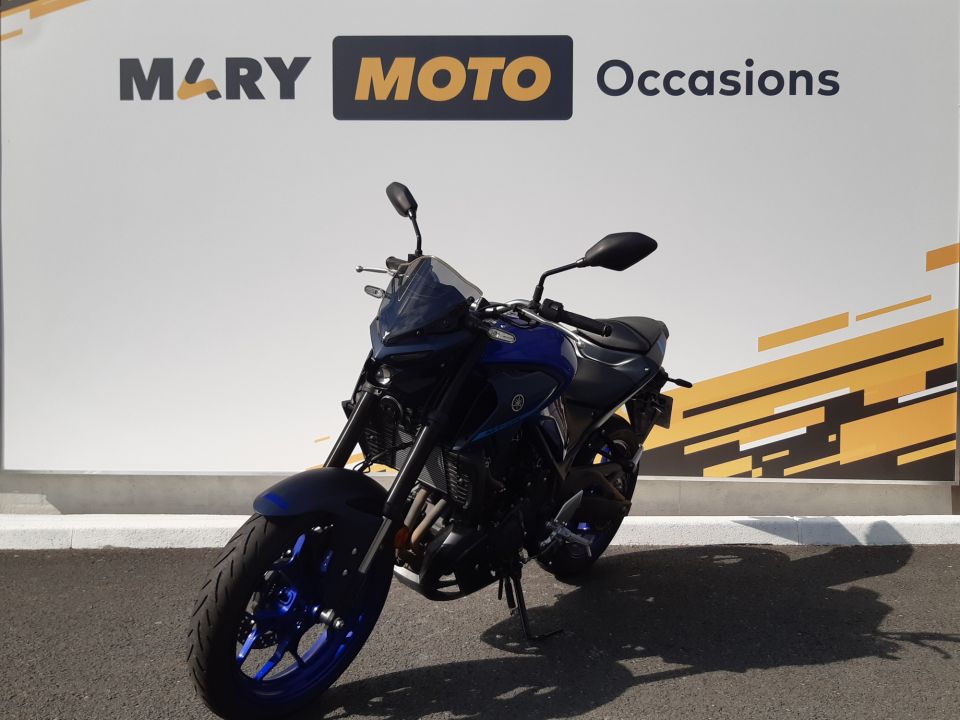 YAMAHA MT-03 300 39