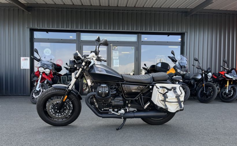 MOTO GUZZI V9 BOBBER 2