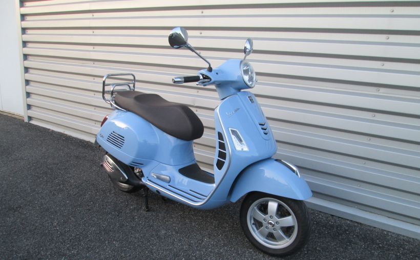 VESPA GTS 300 SUPER 0