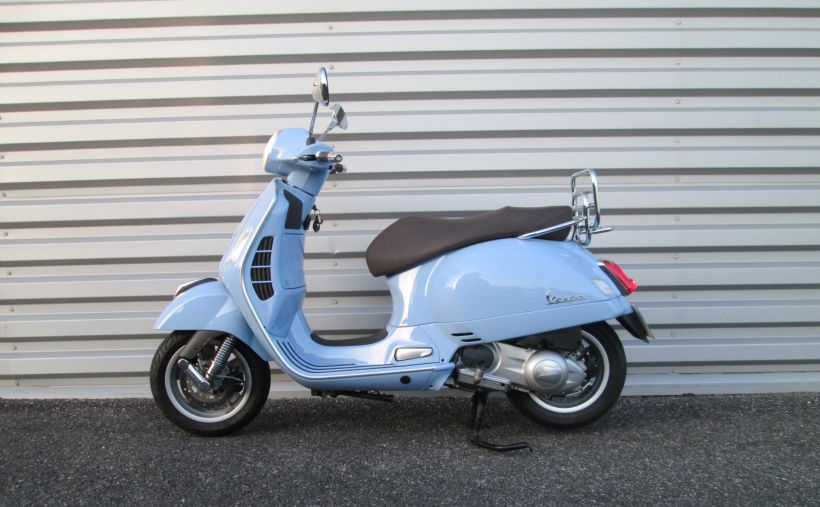 VESPA GTS 300 SUPER 3
