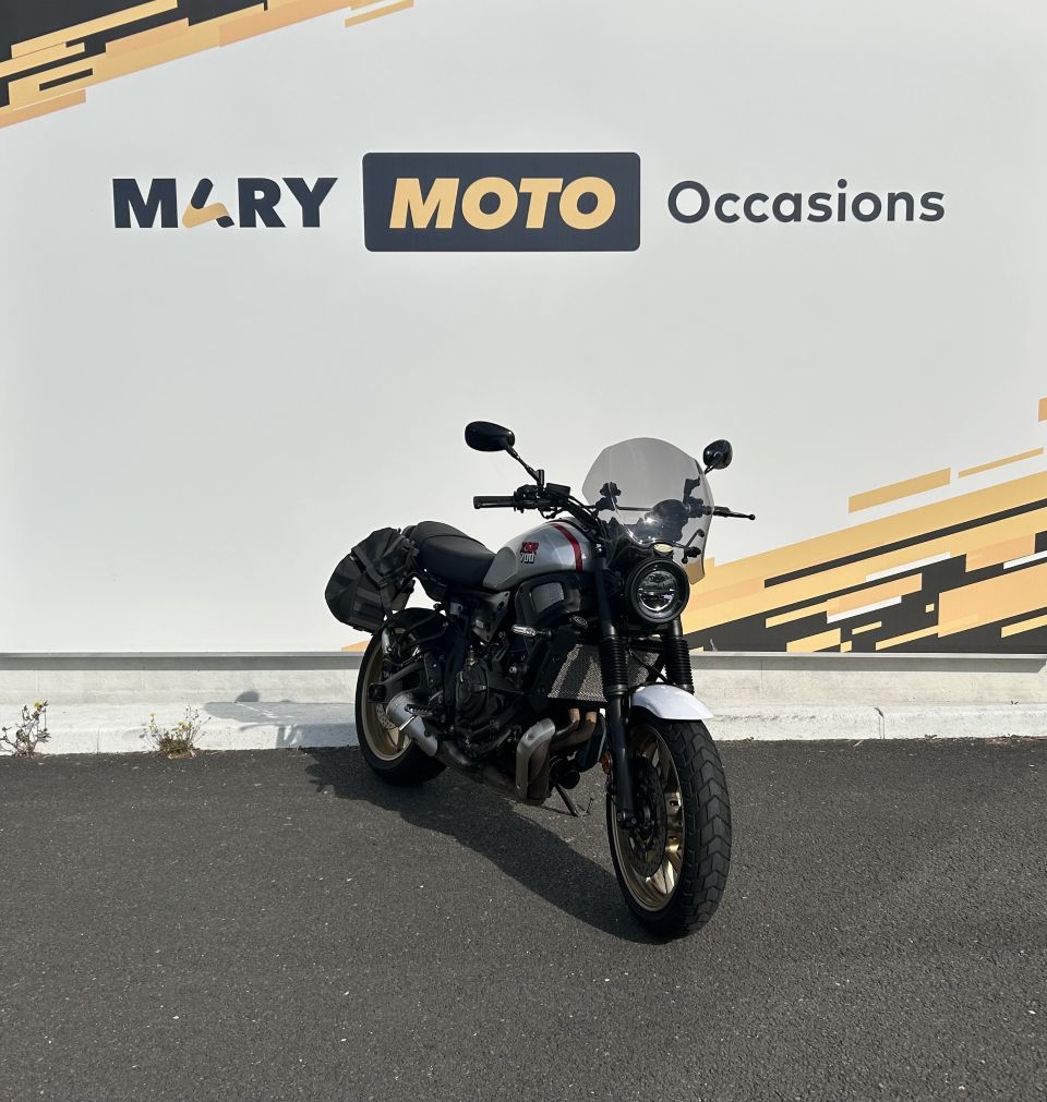 YAMAHA XSR 700 ABS 39