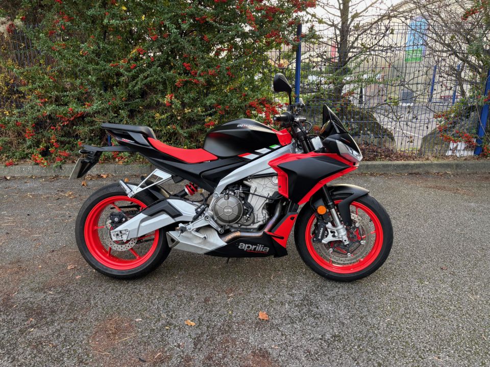 APRILIA TUONO 660 0