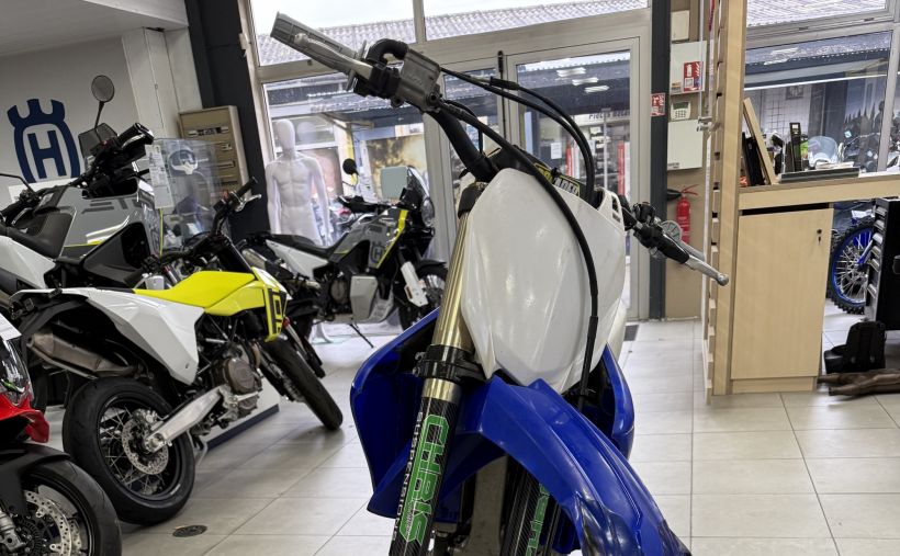 YAMAHA YZ250F 9