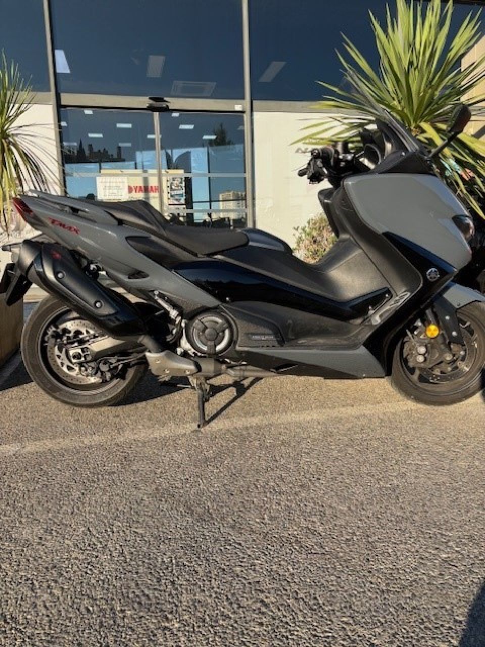 YAMAHA XP T-MAX 560 TECH MAX 1