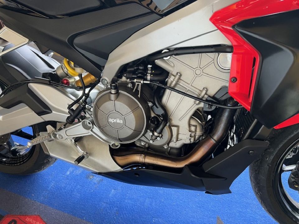 APRILIA TUONO 660 FACTORY 2
