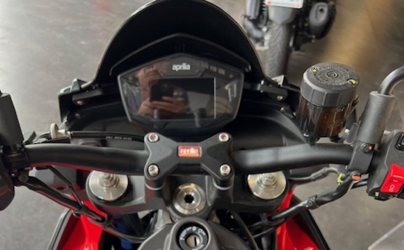 APRILIA TUONO 660 FACTORY 4