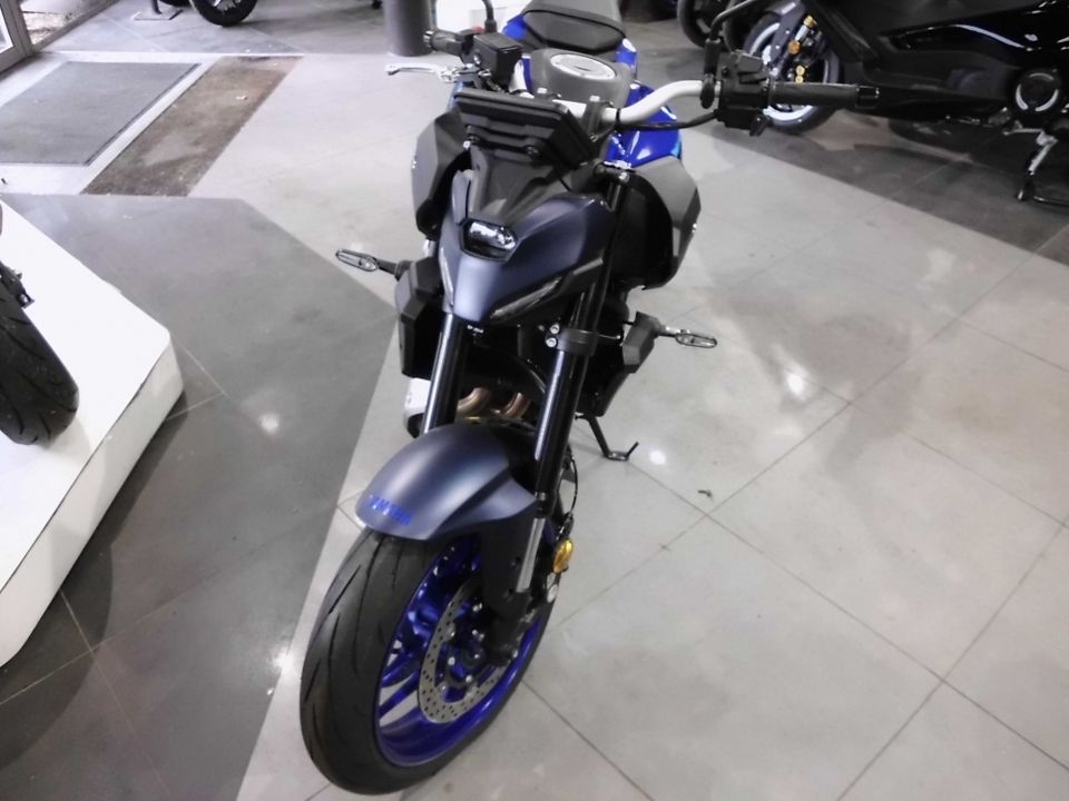 YAMAHA MT-07 Y-AMT 0
