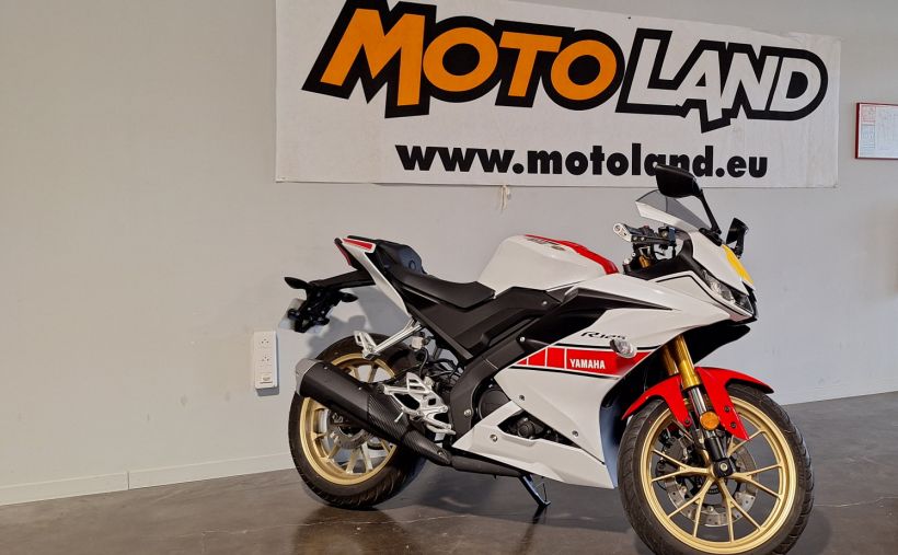 YAMAHA YZF-R125 0