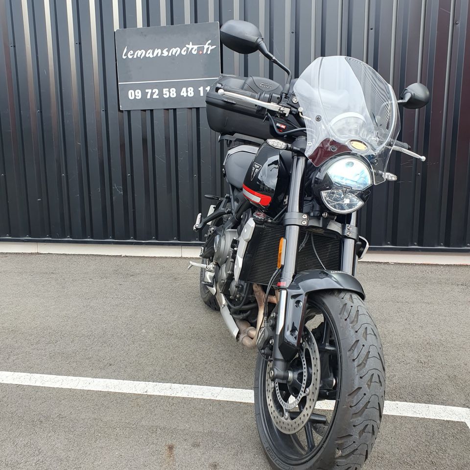 TRIUMPH TRIDENT 660 15