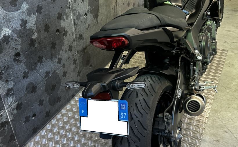 YAMAHA MT-10 2