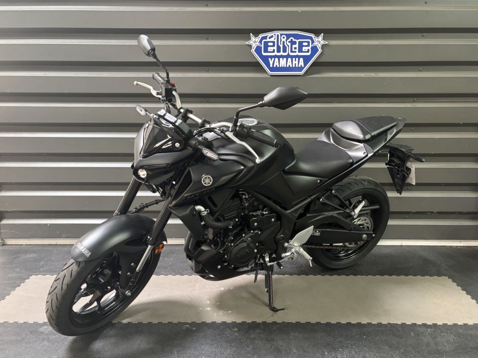 YAMAHA MT-03 3