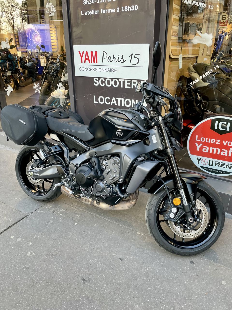 YAMAHA MT-09  Y-AMT 2