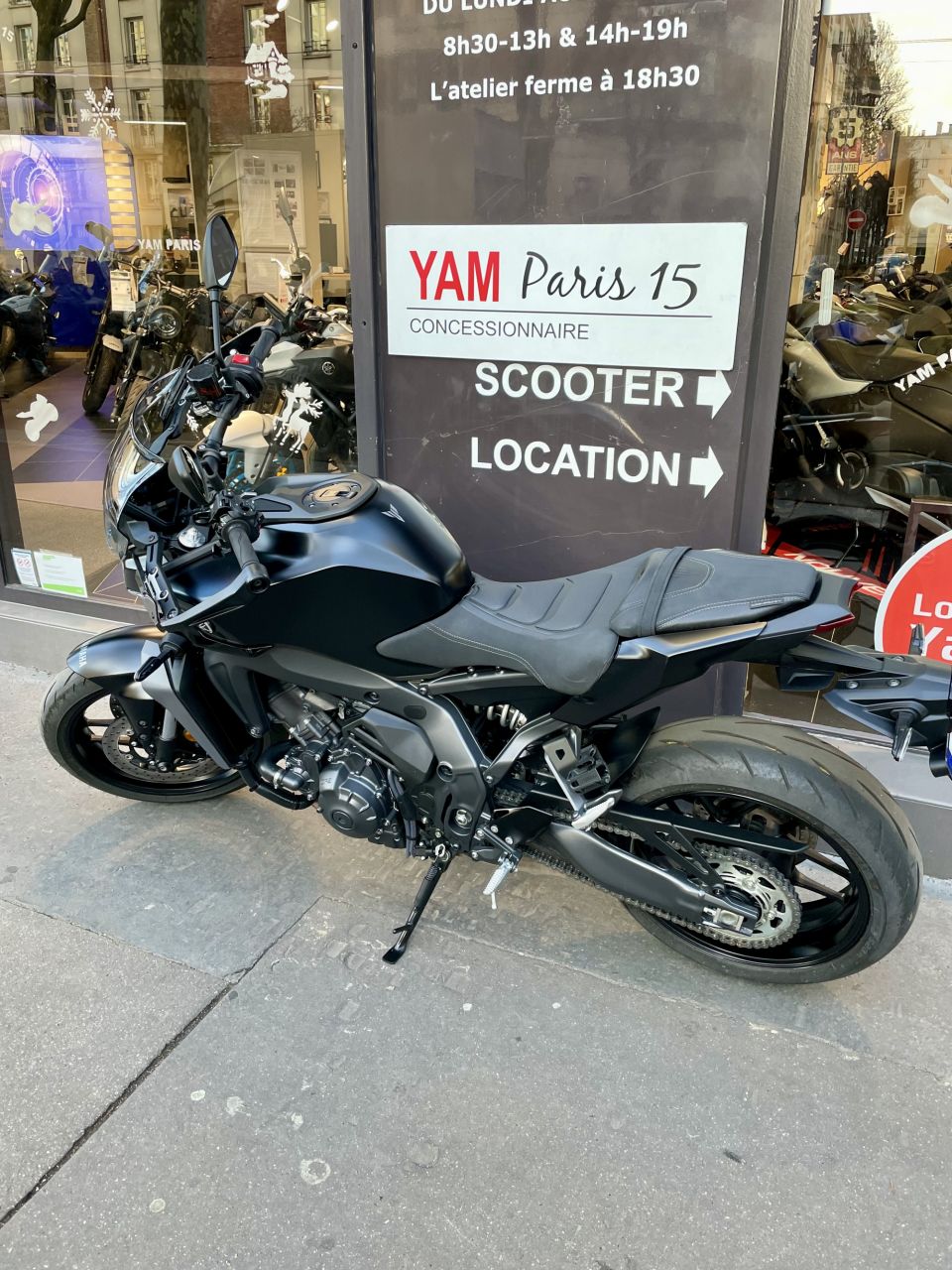 YAMAHA MT-09  Y-AMT 7