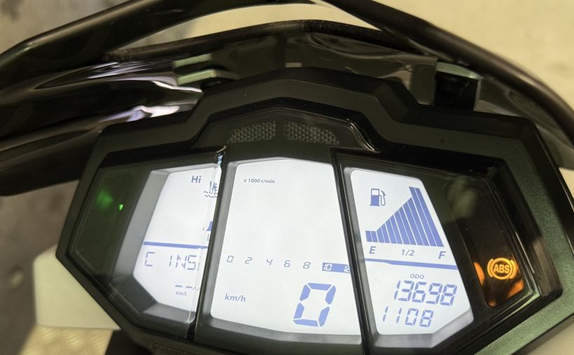 YAMAHA MT-125 ABS 27