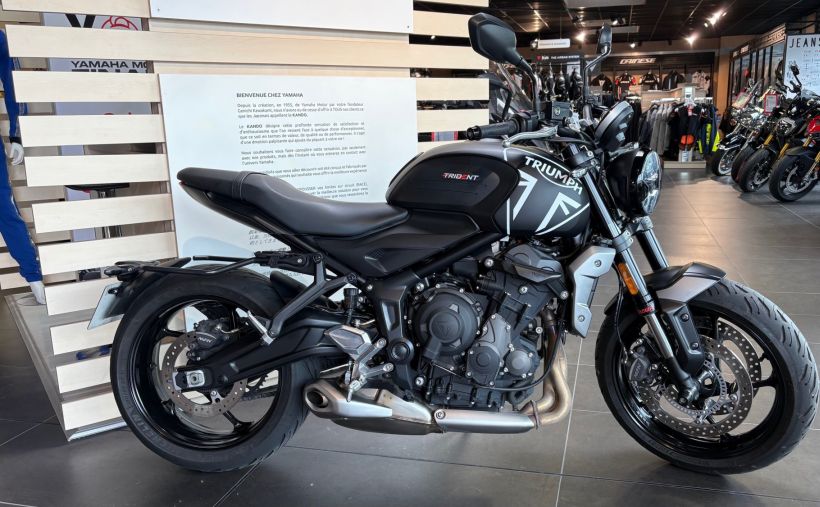 TRIUMPH TRIDENT 660 1