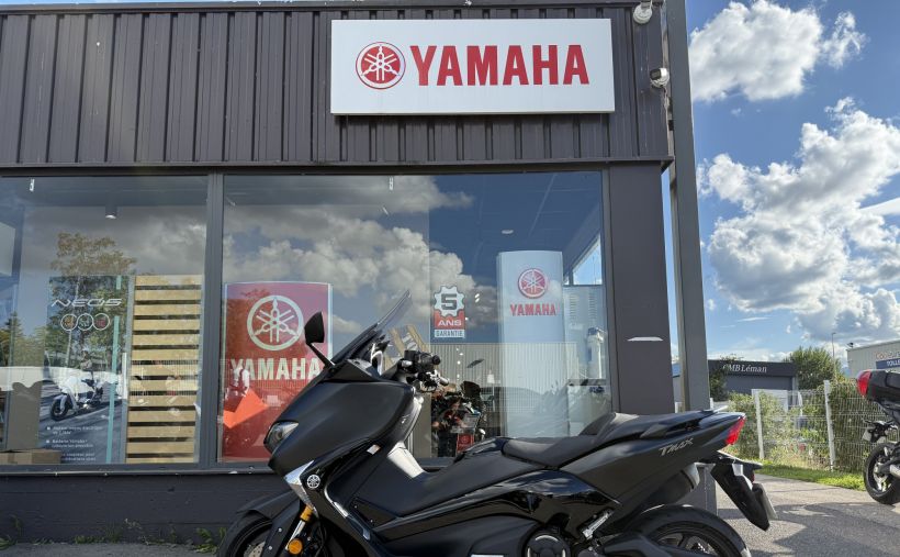 YAMAHA XP T-MAX 530 DX 1