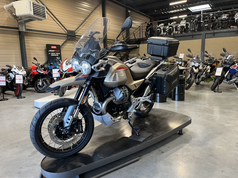 MOTO GUZZI V85 TT TRAVEL PACK 850 10