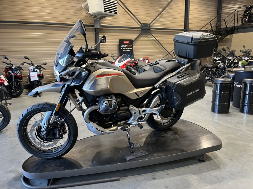 MOTO GUZZI V85 TT TRAVEL PACK 850 15