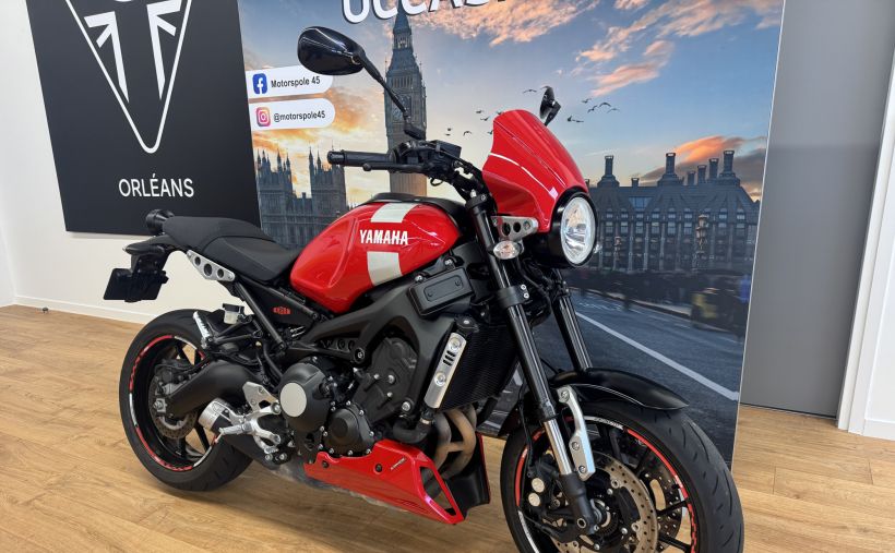 YAMAHA XSR 900 1