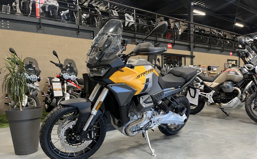 MOTO GUZZI STELVIO 2