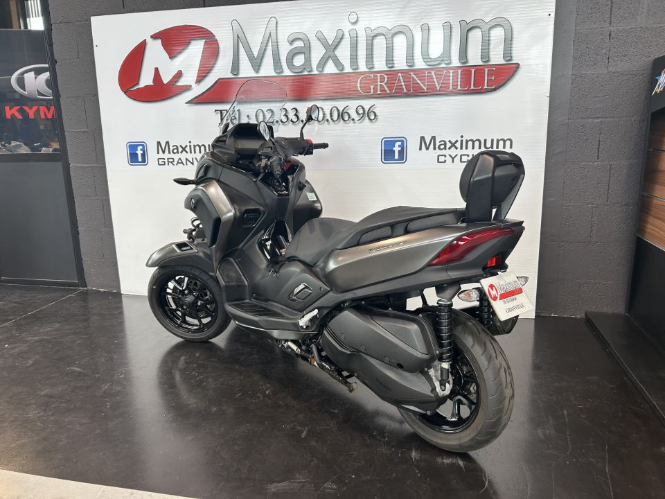 YAMAHA TRICITY 300 12