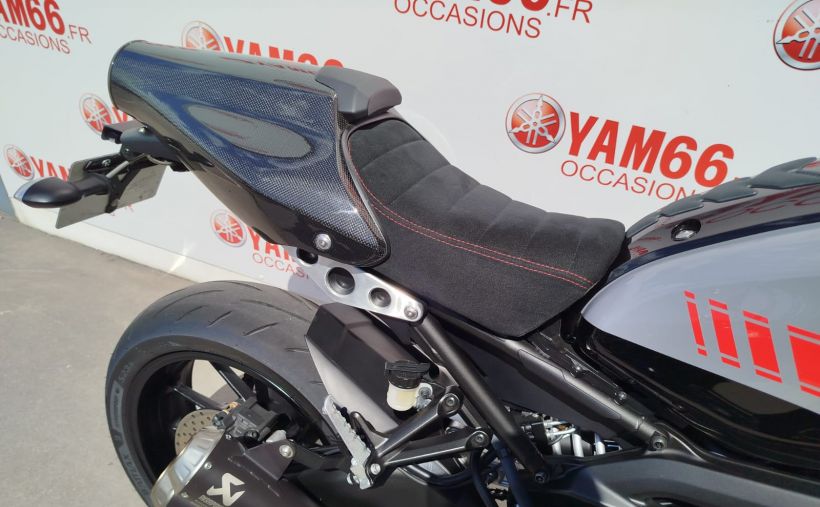YAMAHA XSR 900 ABARTH 10